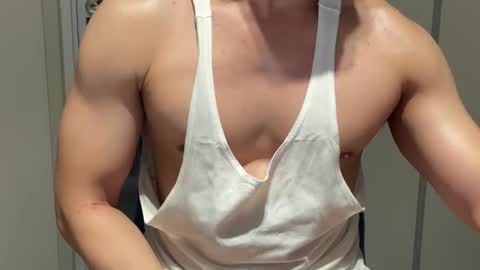 Snapshot of rickman5508542 chatting on 01-17-25, 06:44 R online show from 01-17-25, 06:44