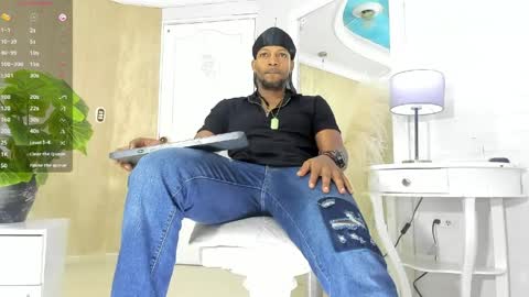Snapshot of ricobrown777 chatting on 06-07-26, 03:54 RicoBrowm online show from 06-07-26, 03:54