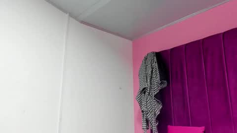 Snapshot of rihanna_hotx chatting on 09-30-25, 04:06 Rihanna hotx online show from 09-30-25, 04:06