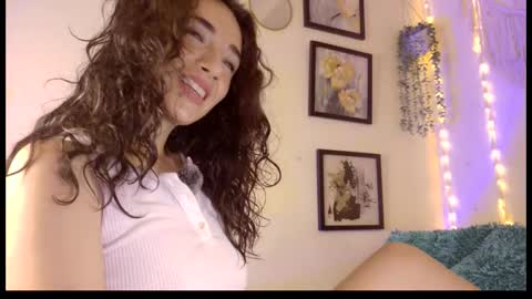 Independent model online show from 10-05-25, 08:56