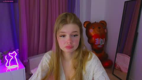 Rina online show from 04-11-26, 08:46