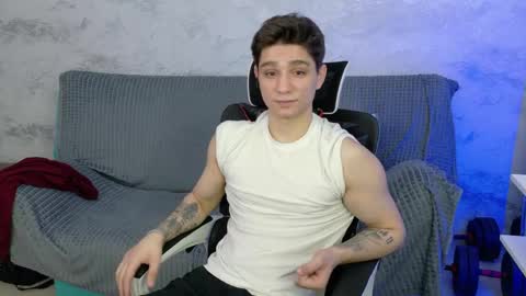 Snapshot of rik_and chatting on 04-25-26, 02:25 Rick online show from 04-25-26, 02:25