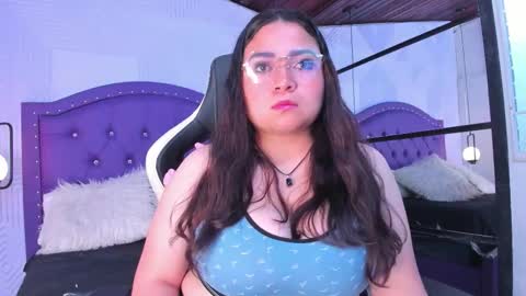 Snapshot of riley_reid_19 chatting on 02-09-26, 11:25 kamila online show from 02-09-26, 11:25