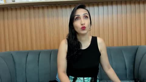 Oriana online show from 05-12-26, 12:35