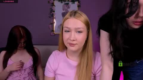 Meow online show from 03-12-26, 08:26