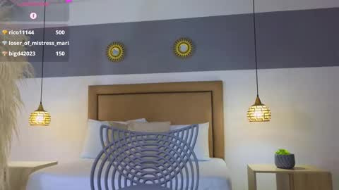 Snapshot of riley_sierra chatting on 12-26-24, 03:31 Riley Sierra online show from 12-26-24, 03:31