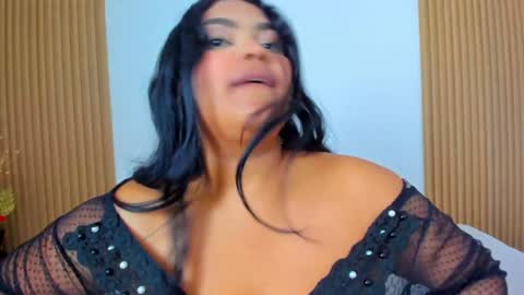 Snapshot of rileydolly chatting on 01-03-25, 06:22 RileyDolly online show from 01-03-25, 06:22