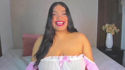 Snapshot of rileydolly chatting on 10-18-25, 04:15 RileyDolly online show from 10-18-25, 04:15