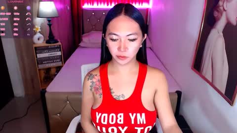 Snapshot of rileymillerx chatting on 12-09-24, 11:26 Riley online show from 12-09-24, 11:26