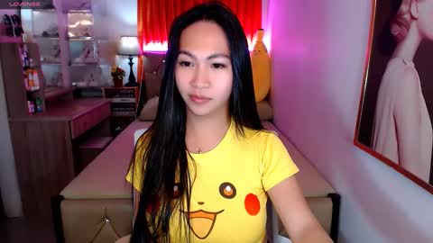 Snapshot of rileymillerx chatting on 01-03-25, 05:20 Riley online show from 01-03-25, 05:20