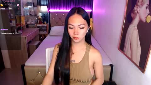 Snapshot of rileymillerx chatting on 01-22-25, 09:10 Riley online show from 01-22-25, 09:10