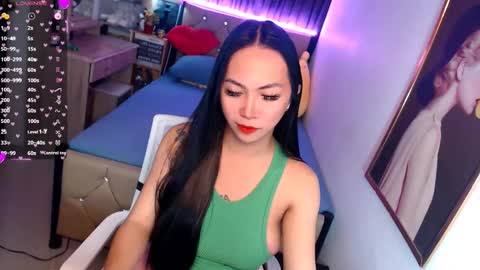 Snapshot of rileymillerx chatting on 02-06-25, 06:08 Riley online show from 02-06-25, 06:08