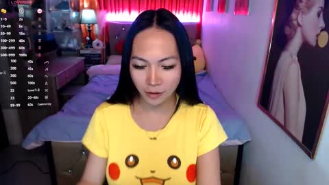 Snapshot of rileymillerx chatting on 03-10-25, 12:48 Riley online show from 03-10-25, 12:48