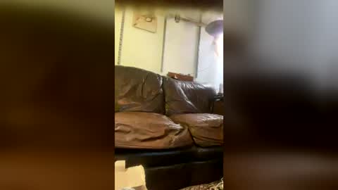 Snapshot of rimshotmaster321 chatting on 06-17-26, 01:41 rimshotmaster321 online show from 06-17-26, 01:41