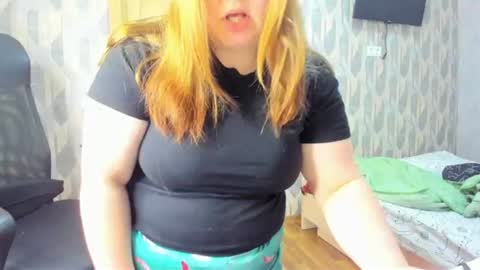 rina16 online show from 06-18-26, 09:36