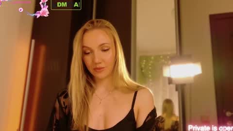 Snapshot of rina_asty chatting on 03-25-26, 06:14 Rina Asty online show from 03-25-26, 06:14