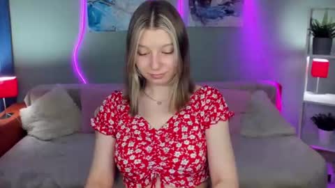 Snapshot of rinacake chatting on 07-05-26, 11:17 rinacake online show from 07-05-26, 11:17