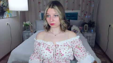 Snapshot of rinacake chatting on 07-10-26, 10:18 rinacake online show from 07-10-26, 10:18