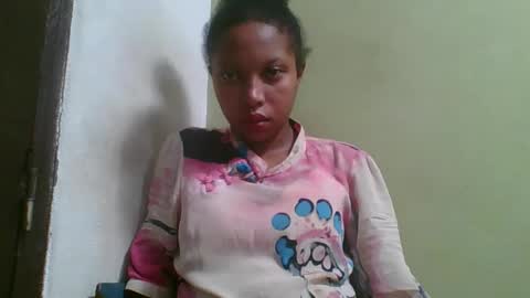 rinah654271 online show from 05-10-26, 05:23