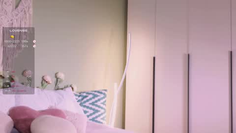 Snapshot of rinassecret chatting on 09-24-25, 10:07 Rina online show from 09-24-25, 10:07