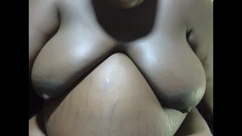 Snapshot of rio_sky chatting on 12-24-24, 05:13 cookie online show from 12-24-24, 05:13