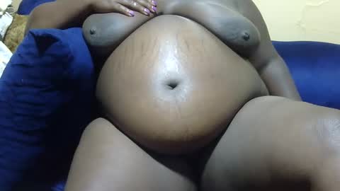 Snapshot of rio_sky chatting on 01-01-25, 05:00 cookie online show from 01-01-25, 05:00