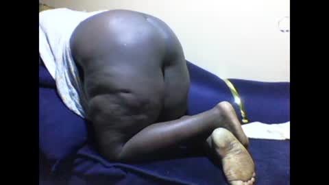 Snapshot of rio_sky chatting on 01-03-25, 08:01 cookie online show from 01-03-25, 08:01