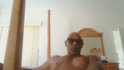 Snapshot of rionel chatting on 06-06-26, 06:34 RioNel online show from 06-06-26, 06:34
