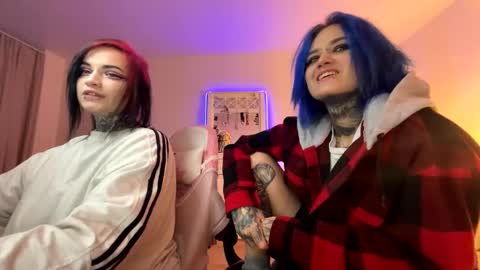   DianaBrite            fansl y online show from 12-01-24, 05:57