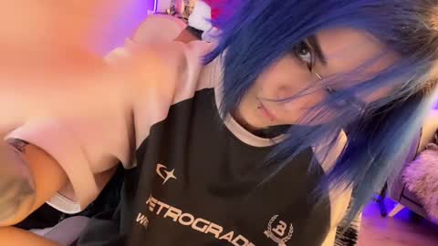   DianaBrite            fansl y online show from 12-24-24, 10:28