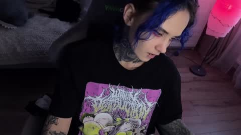   DianaBrite            fansl y online show from 01-28-25, 12:00