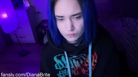   DianaBrite            fansl y online show from 02-21-25, 03:32