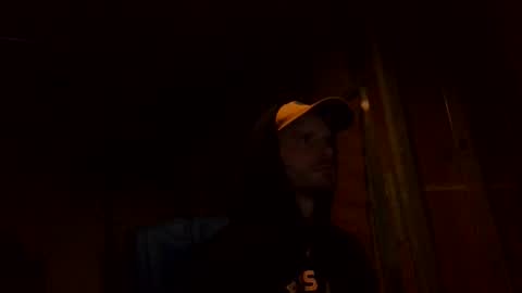 Snapshot of ripperusa33 chatting on 12-16-25, 05:01 ripperusa33 online show from 12-16-25, 05:01