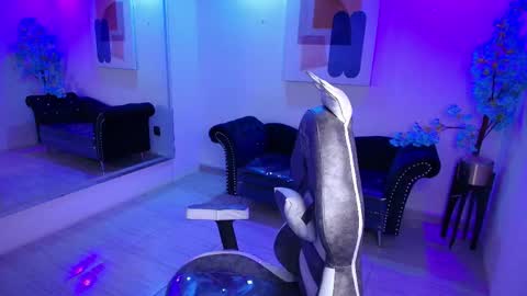 Ritsuka online show from 10-23-25, 03:17