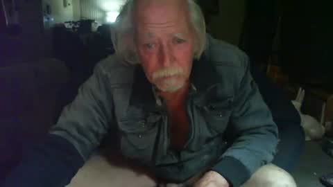 riveratggg online show from 11-18-25, 09:19