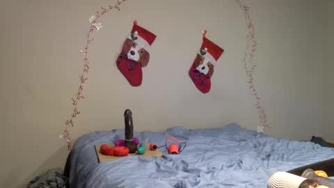 Snapshot of riversaint chatting on 01-03-25, 11:25 River Saint online show from 01-03-25, 11:25