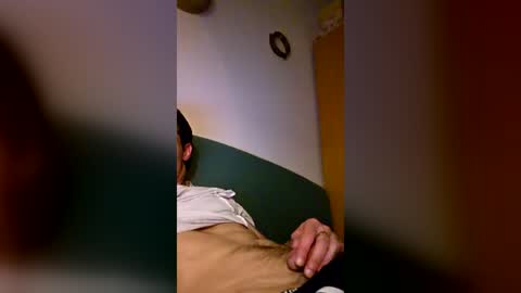 rizzo1980682473 online show from 06-27-26, 12:15