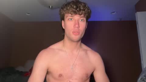 Snapshot of rjbrown03 chatting on 04-06-26, 03:15 rjbrown03 online show from 04-06-26, 03:15