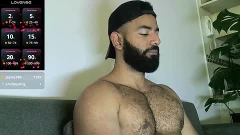 Snapshot of roa32sebas chatting on 12-07-24, 09:55 SebasRoa online show from 12-07-24, 09:55