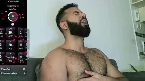 Snapshot of roa32sebas chatting on 01-08-25, 02:56 SebasRoa online show from 01-08-25, 02:56