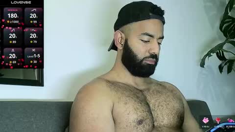 Snapshot of roa32sebas chatting on 09-29-25, 04:34 SebasRoa online show from 09-29-25, 04:34