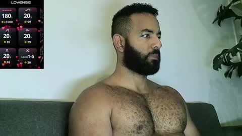 Snapshot of roa32sebas chatting on 11-20-25, 03:34 SebasRoa online show from 11-20-25, 03:34