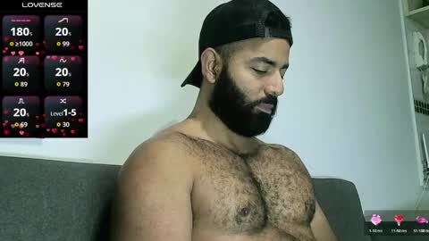 Snapshot of roa32sebas chatting on 05-25-26, 04:02 SebasRoa online show from 05-25-26, 04:02