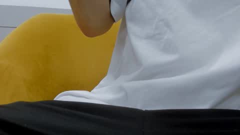 Roan Birkin online show from 02-06-26, 07:39