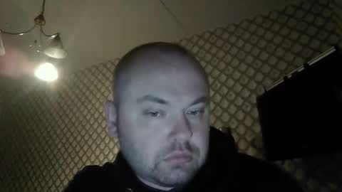 rob18997 online show from 12-17-25, 02:56