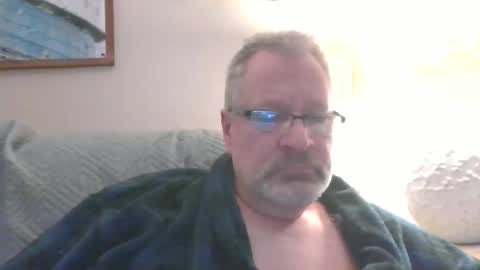 Snapshot of rob872217 chatting on 12-27-24, 12:01 rob872217 online show from 12-27-24, 12:01