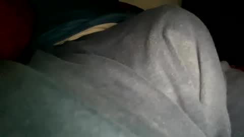 Snapshot of robbertoss chatting on 01-05-25, 02:08 All4you online show from 01-05-25, 02:08