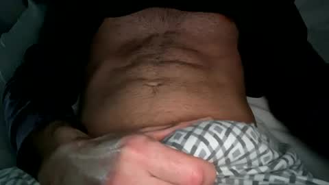 Snapshot of robbertoss chatting on 02-13-25, 11:47 All4you online show from 02-13-25, 11:47