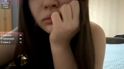 Snapshot of robbimckoy chatting on 02-11-26, 01:49 Aya online show from 02-11-26, 01:49