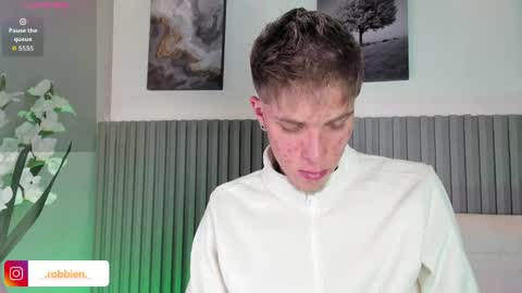 Robbin online show from 05-29-26, 04:32